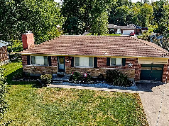 2nd image of 561 Robert A Taft Dr