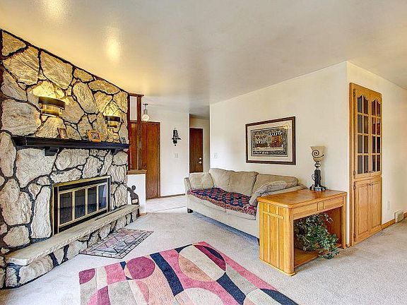 3rd image of 4311 S Honey Creek Dr