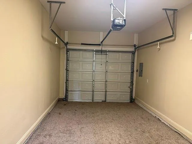 403 N Hullen St — Photo 9