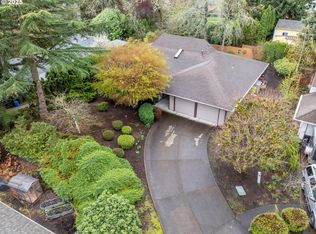 8575 SW Bridletrail Ave, Beaverton, OR 97008