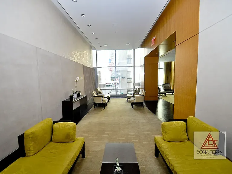 18 W 48th St #23D — Photo 9