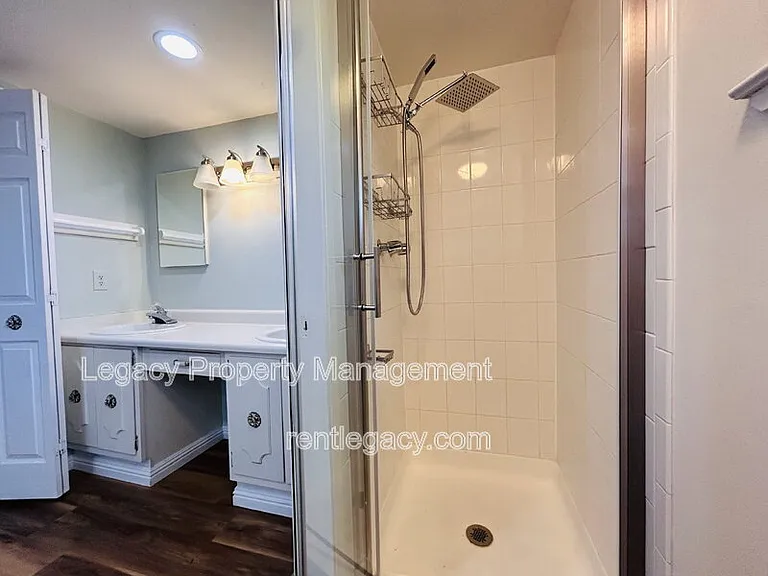 493 Dahlia St — Photo 24