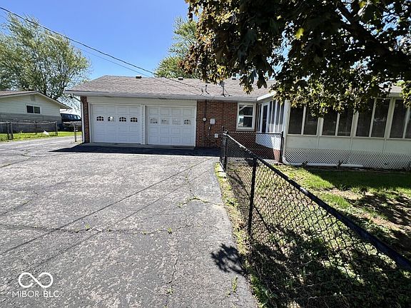 5th image of 5249 Hickory Rd