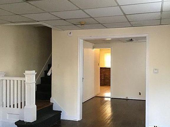 Living room/dining room