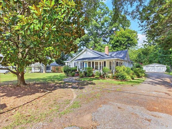 3rd image of 206 Harvey Rd