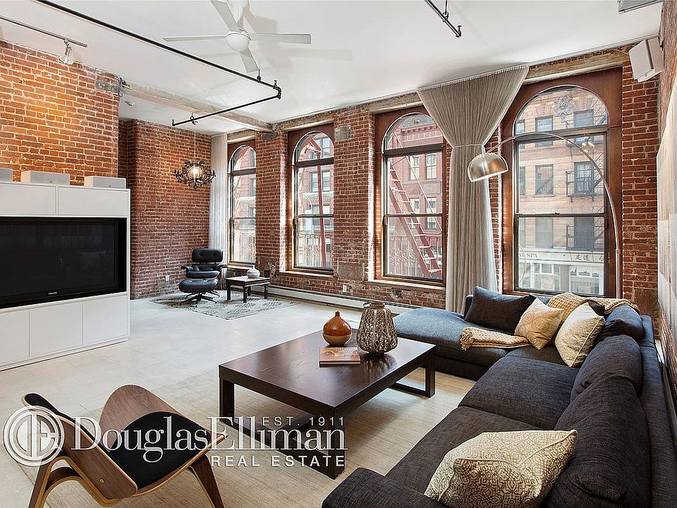 1st image of 182 Lafayette St #2NDFL