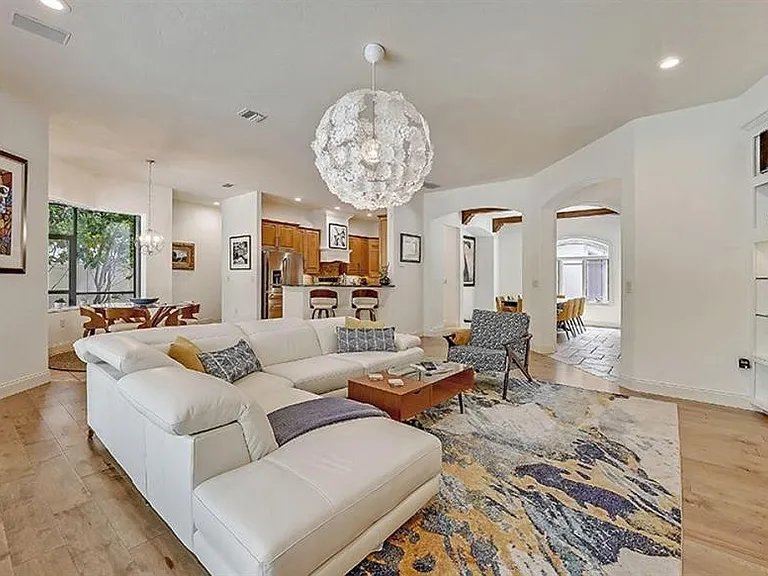 1725 Bonita Ct — Photo 12