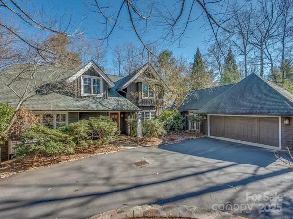 179 Chattooga Run, Hendersonville, NC 28739