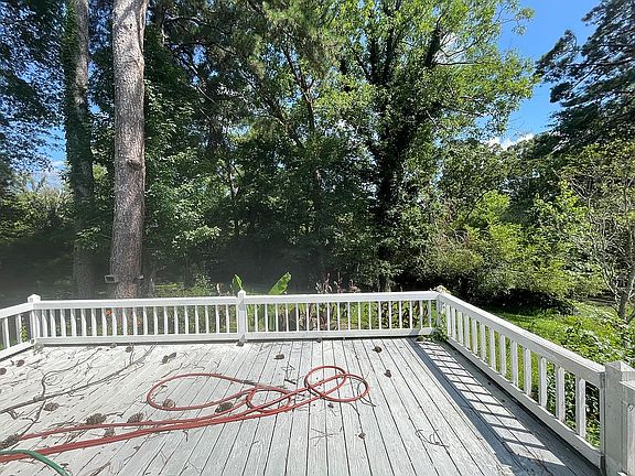 5th image of 206 Ohara Dr