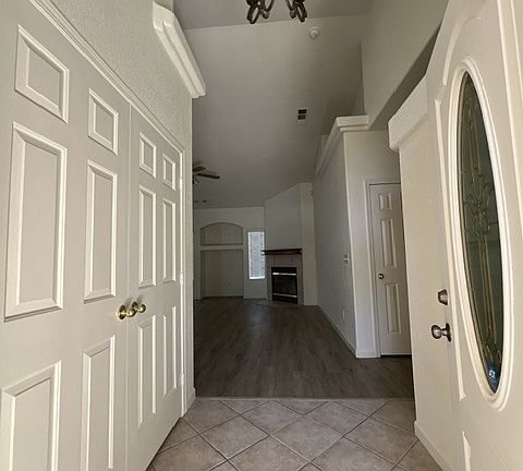 4th image of 2714 W Modoc Ct