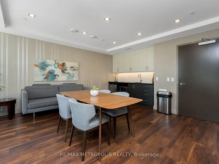 15 Zorra St #503 — Photo 40