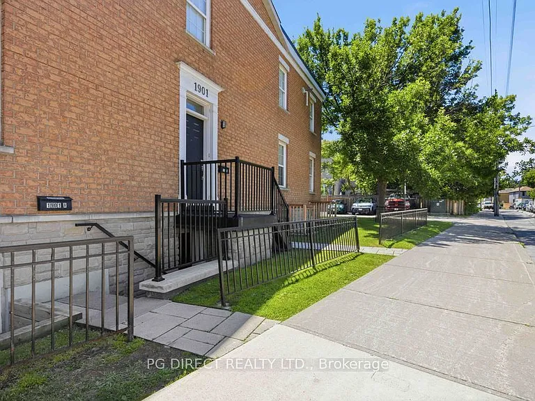 1901 Dundas St E #A-82A — Photo 4