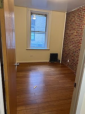 1st image of 328 W 45th St #3B