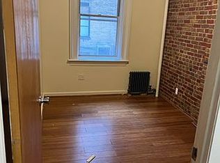 328 W 45th St #3B, New York, NY 10036
