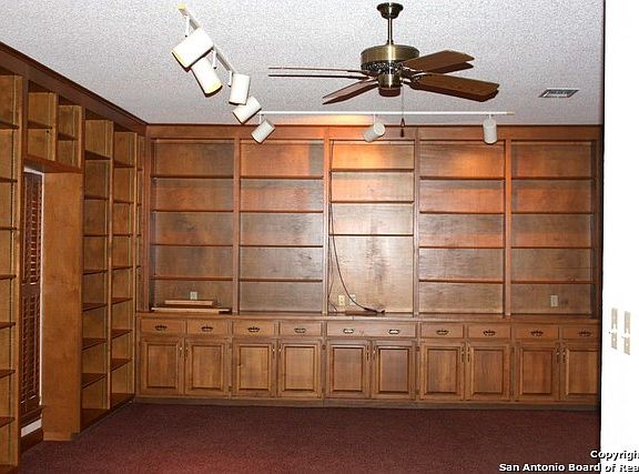 4th image of 101 Elm Springs Dr