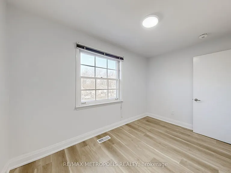 85 Primula Cres #UPPER — Photo 11