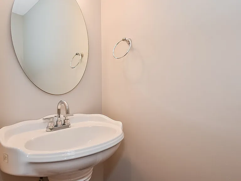 240 Raleigh Way — Photo 14