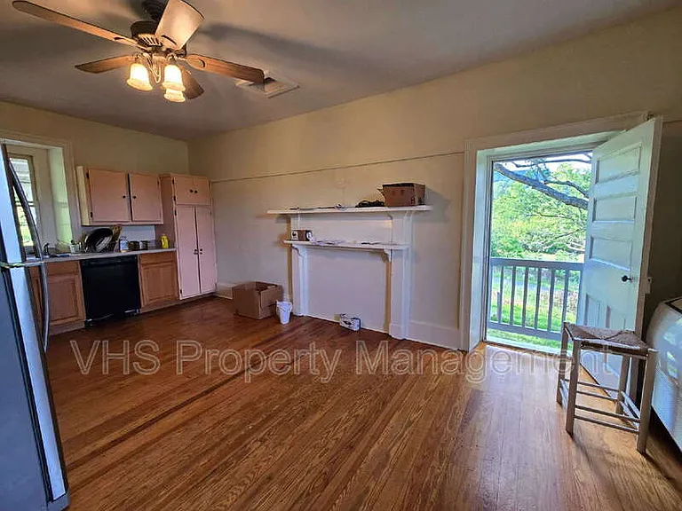 11160 Pleasant Vale Rd — Photo 6