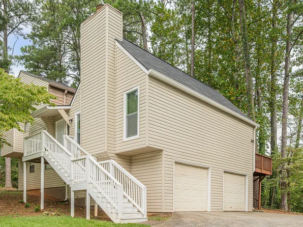 4972 Shallow Ridge Ct NE, Kennesaw, GA 30144