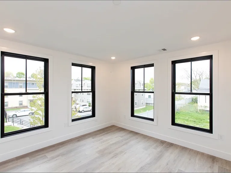 173 Magnolia St #4 — Photo 8