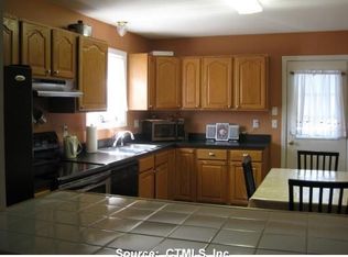 14 Cummings St, Plantsville, CT 06479