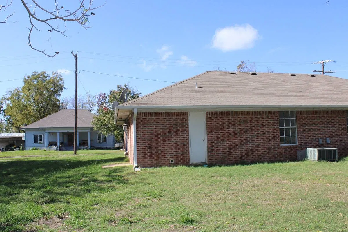703 SW 1st in Cooper, TX 75432 — Photo 3