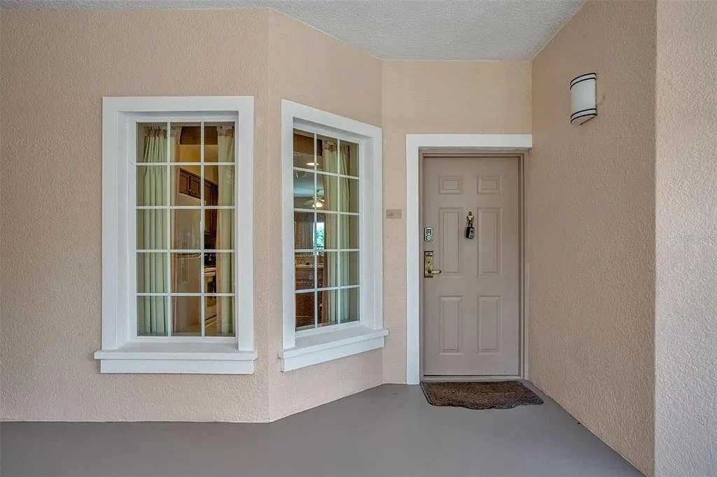 2 bed, 2.0 bath, 1178 sqft, $2,000 — Photo 3