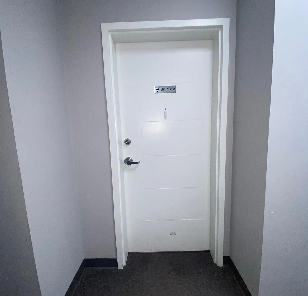 2 bed, $2,299 — Photo 1