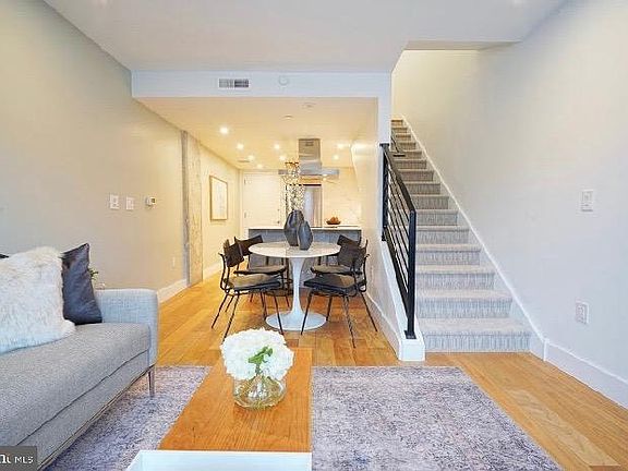 5th image of 1015 N 2nd St #2A