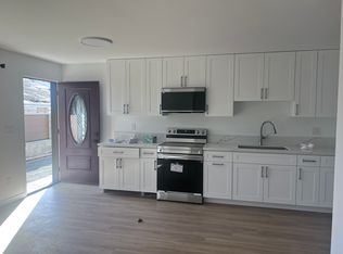 1611 Leilani St #B, Honolulu, HI 96819