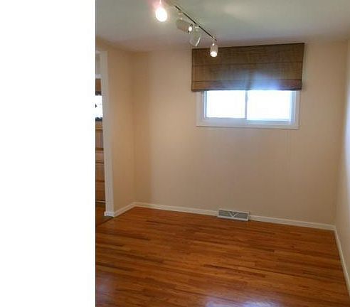 4th image of 12612 Eastwood Blvd