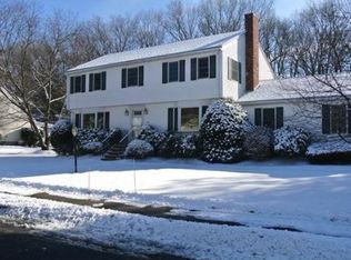 14 Pinewood Rd, Wellesley, MA 02482