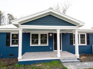 475 Horseshoe Rd, Moncks Corner, SC 29461