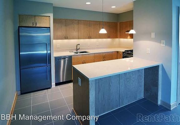 3rd image of 1568 Eustis St #1598314