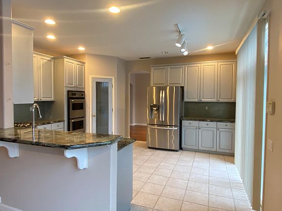 5th image of 2811 Sierra Mills Ln