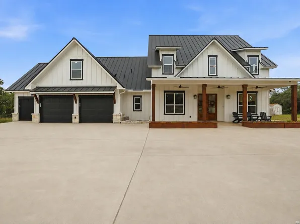 120 County Road 3828, San Antonio, TX 78253