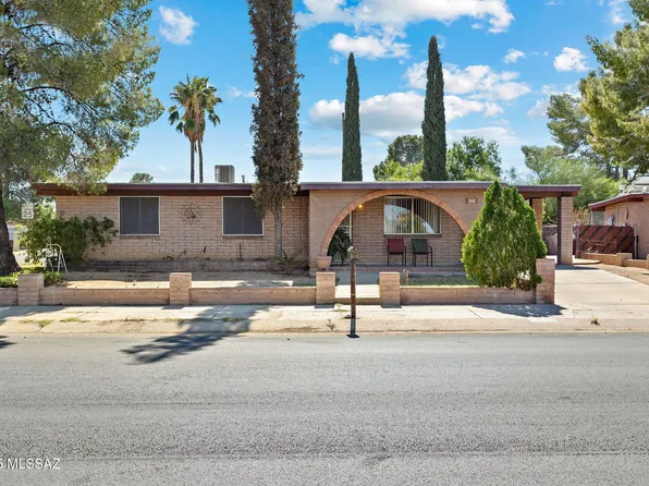 7840 E Dogwood St, Tucson, AZ 85730