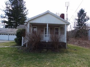 1312 Petersburg Rd, Hadley, PA 16130