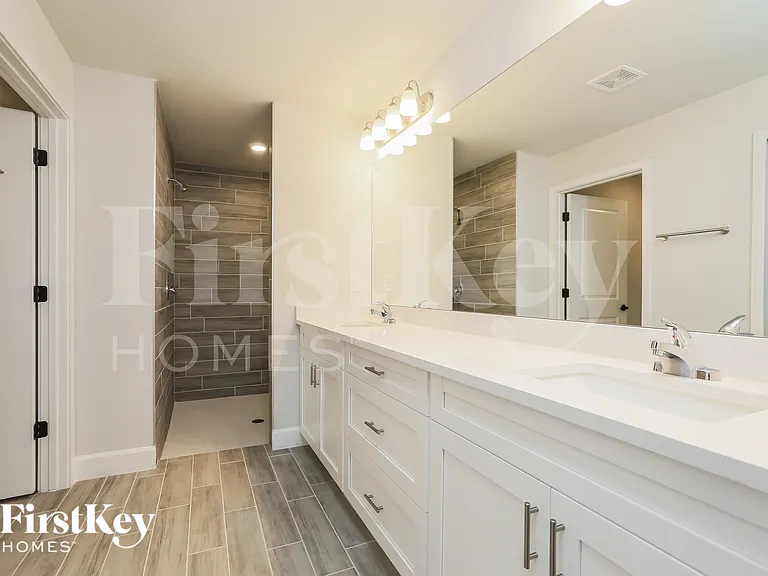 6148 Hellman Ave — Photo 10