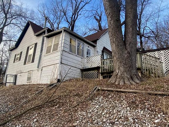 2nd image of 301 N Orange St