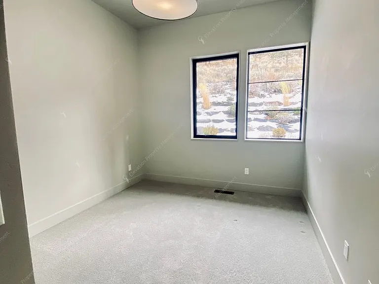 2265 NW Putnam Rd — Photo 18
