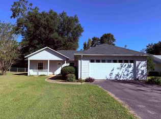 4124 Parkplace Rd, Marianna, FL 32446