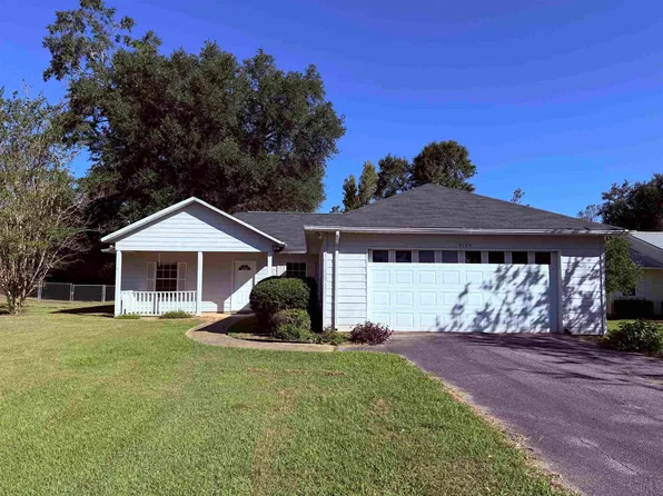 4124 Parkplace Rd, Marianna, FL 32446