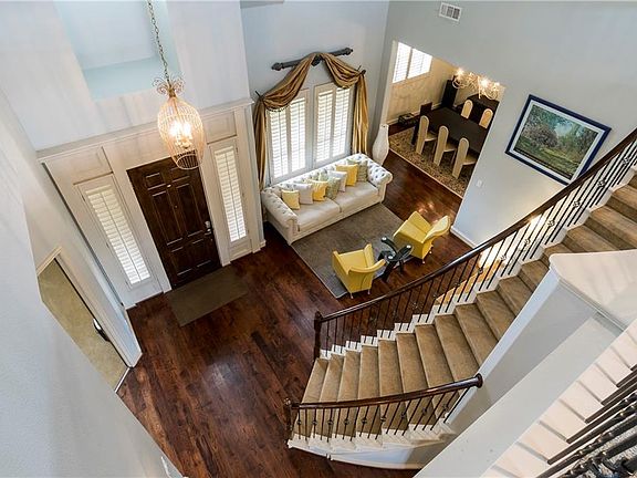 5th image of 7312 Hillshire Ln