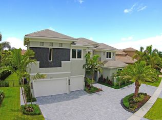 121 Peregrine Ave, Fort Lauderdale, FL 33324