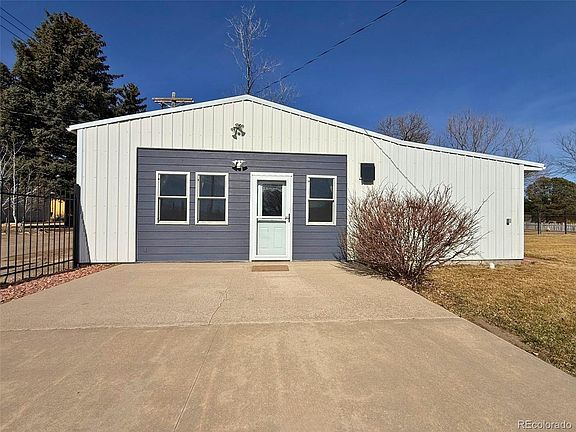 3rd image of 171 Oak Street