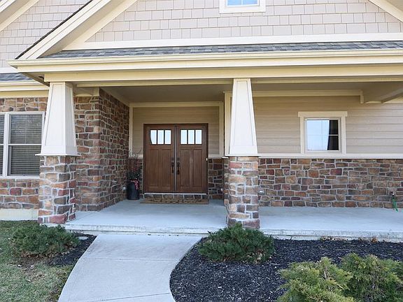 2nd image of 4843 Justin Ct