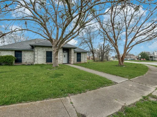 2642 Rutgers Dr, Lancaster, TX 75134