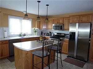 4th image of 2722 Thornwoods Dr