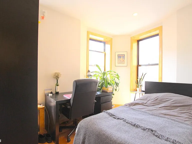 202 Mott St #9 — Photo 5